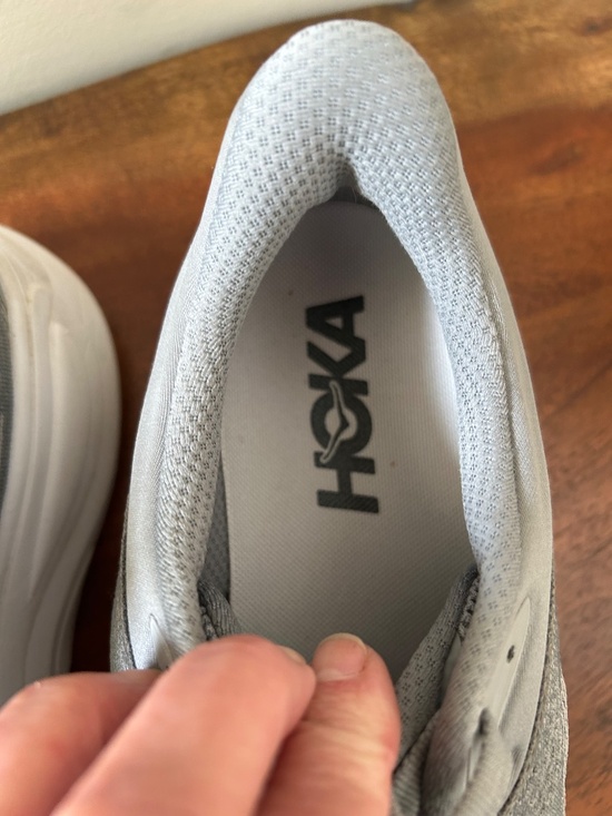Hoka Bondi 9 running shoes Mens 10D main image 4